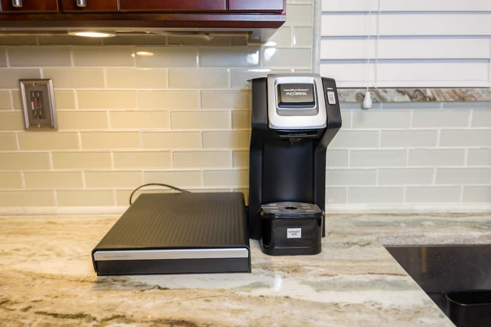 Photo of Kitchen in Egypt Lake-Leto
