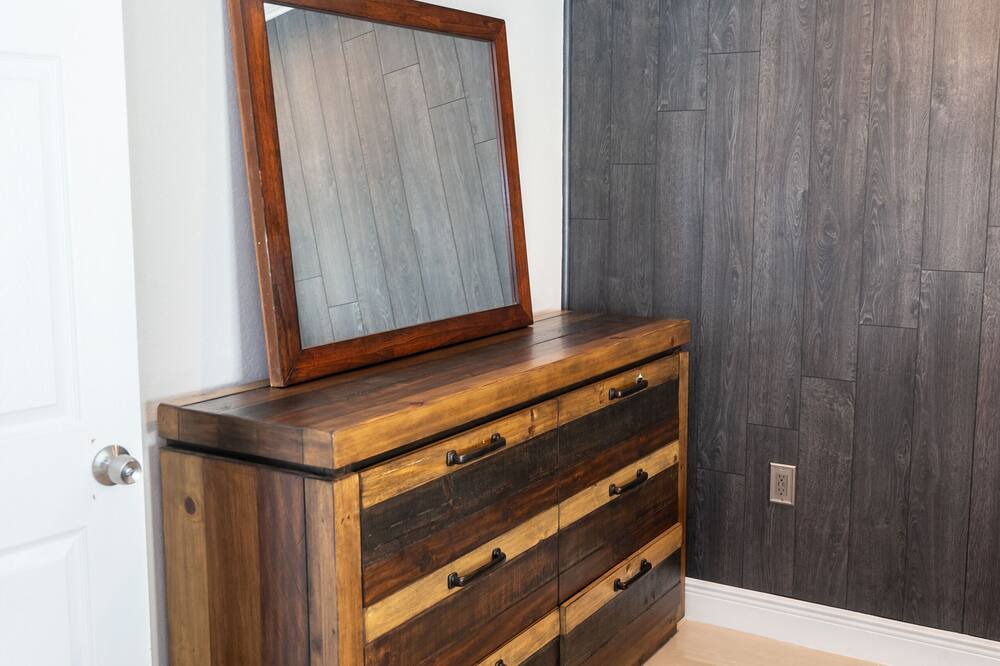 Photo of Bedroom in Egypt Lake-Leto