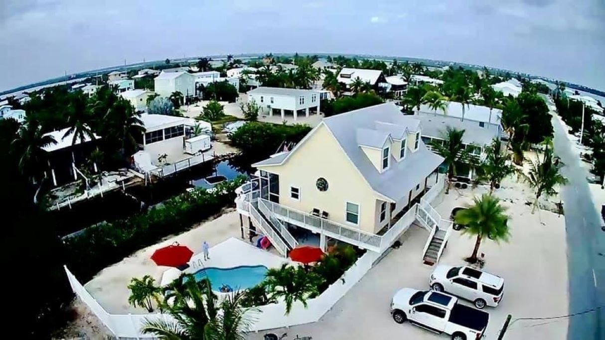 Photo of Outdoor in Breezeswept Beach Estates