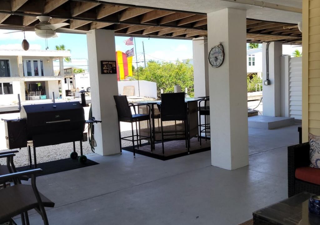 Photo of Outdoor in Breezeswept Beach Estates