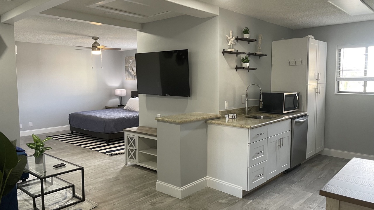 Photo of Bedroom in South Palm Park Neighborhood Association