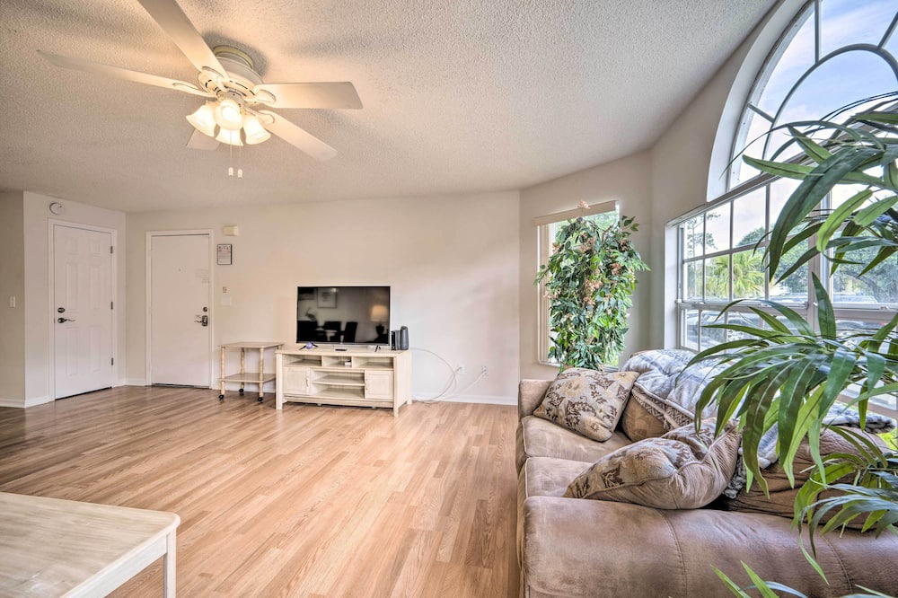 Photo of Livingroom in Royal Palm Bay