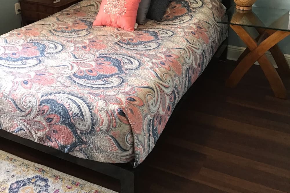 Photo of Bedroom in Downtown Dunedin