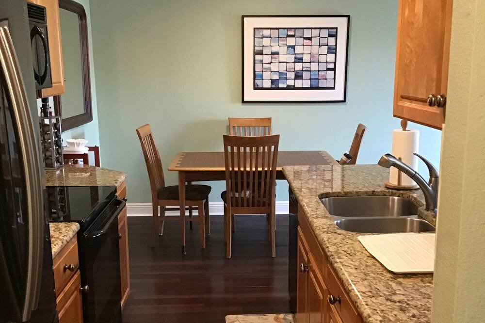 Photo of Kitchen in Downtown Dunedin