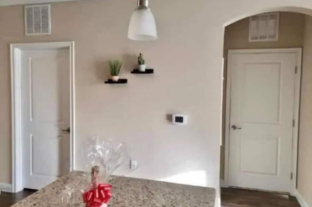 Photo of Bedroom in Ocoee