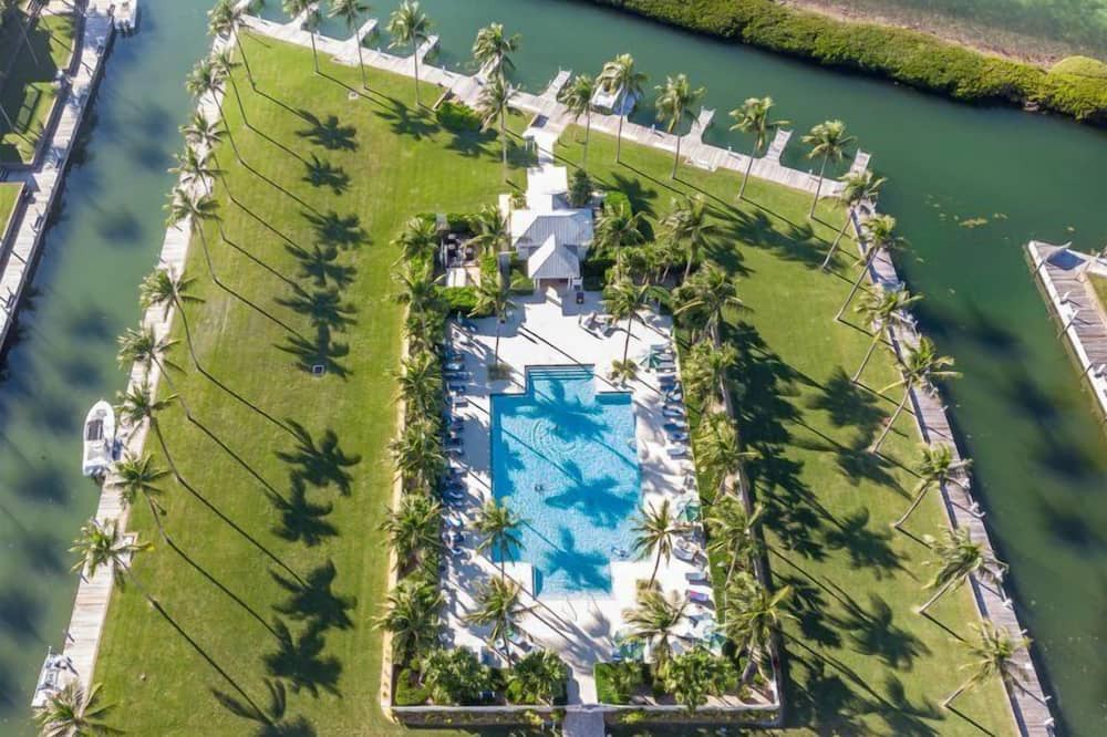 Photo of Outdoor in Indigo Reef Marina Homes