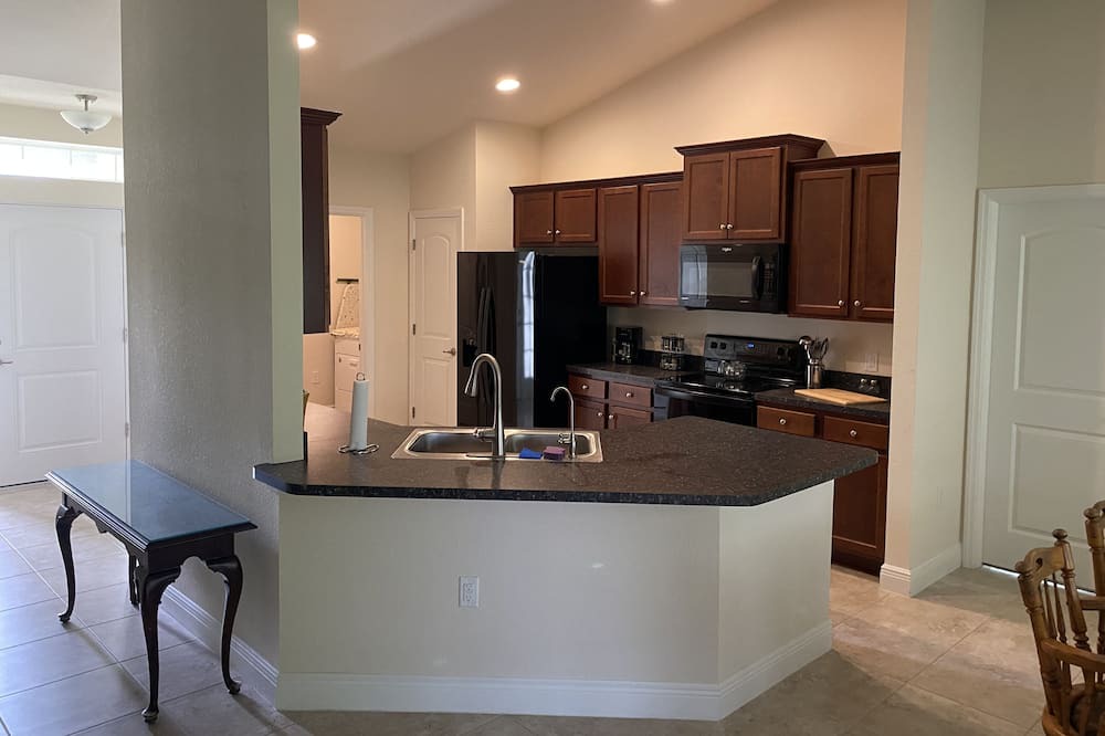 Photo of Kitchen in Mirror Lakes