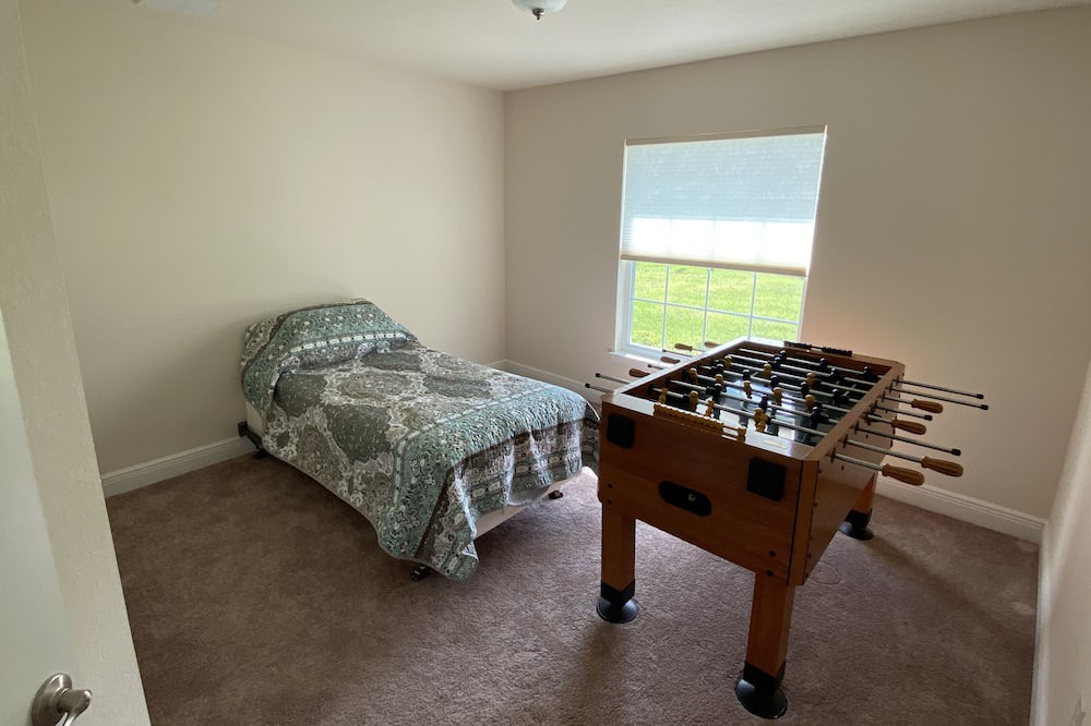 Photo of Bedroom in Mirror Lakes