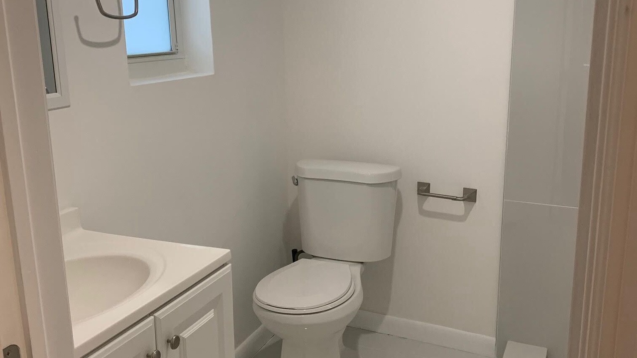 Photo of Bathroom in Little Haiti