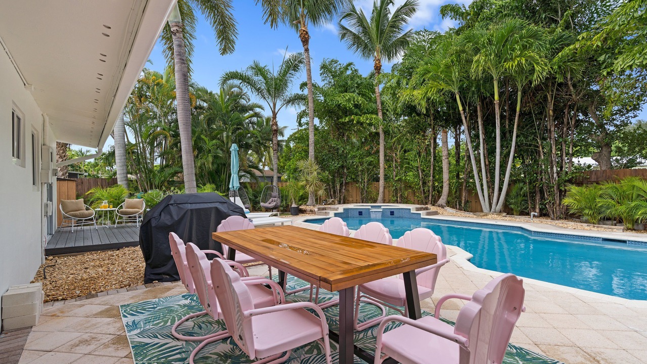 Photo of Outdoor in Wilton Manors
