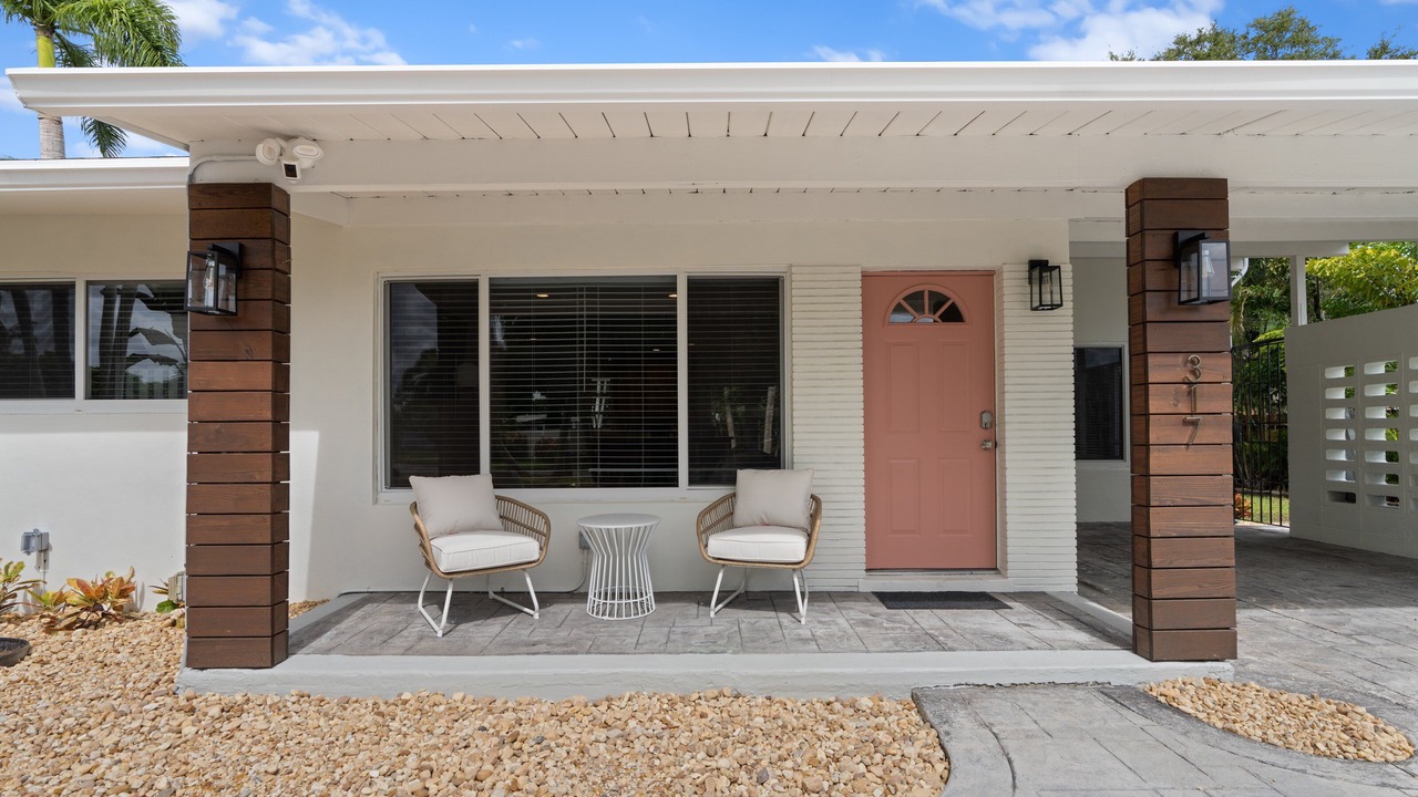 Photo of Patio Balcony in Wilton Manors