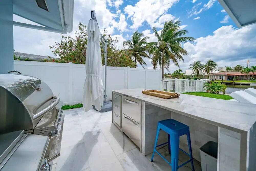 Photo of Patio Balcony in Cypress Lakes