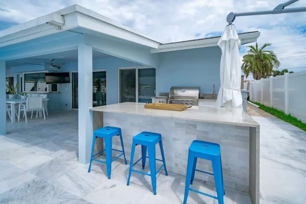Photo of Outdoor in Cypress Lakes