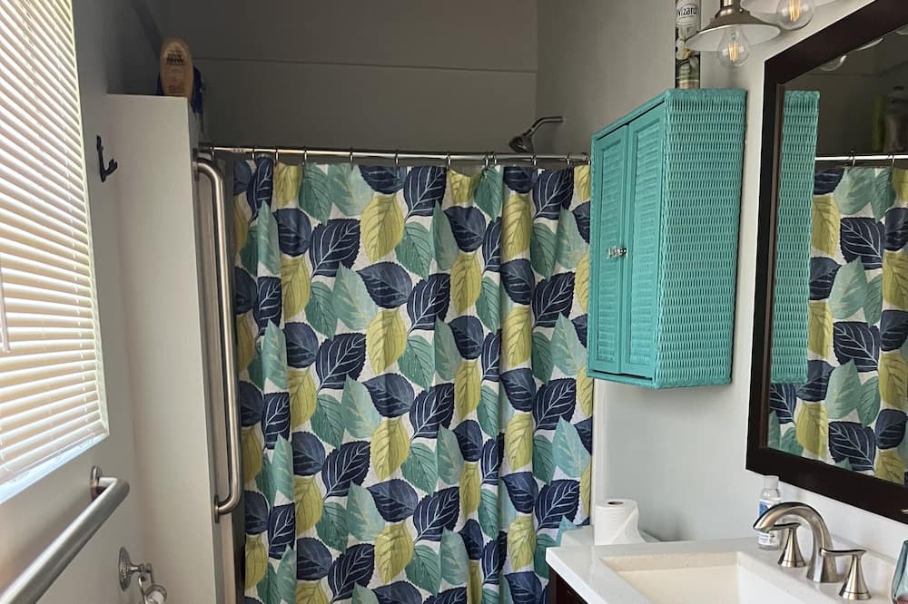 Photo of Bathroom in Lake Padgett Estates