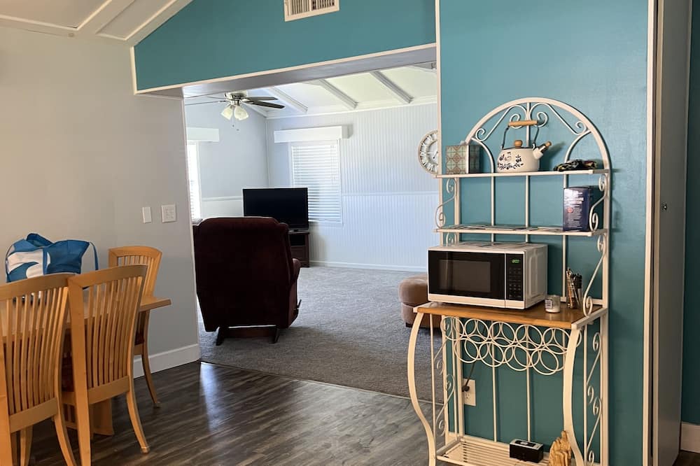 Photo of Bedroom in Lake Padgett Estates