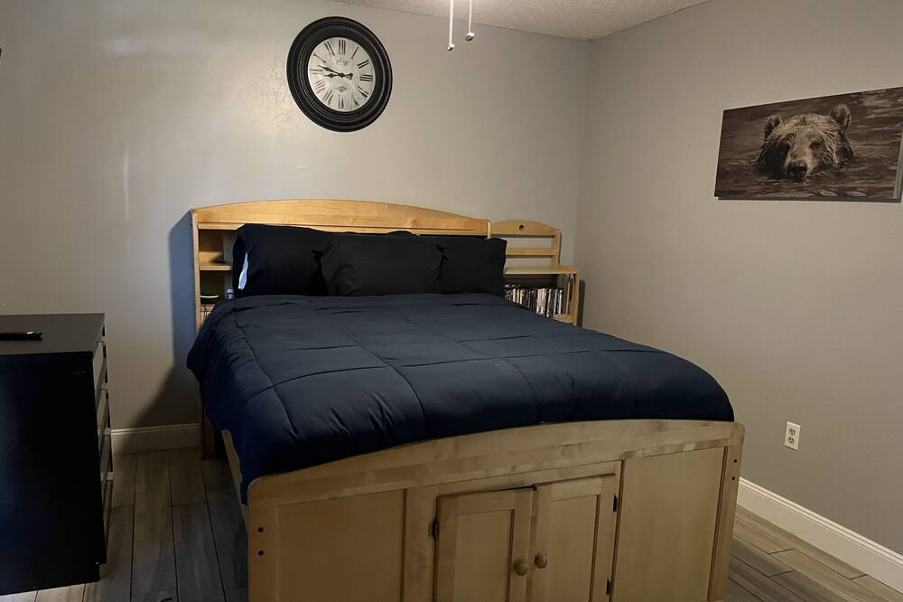 Photo of Bedroom in Port Saint John
