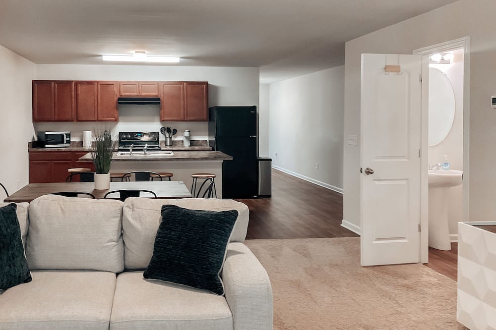 Photo of Livingroom in Anderson