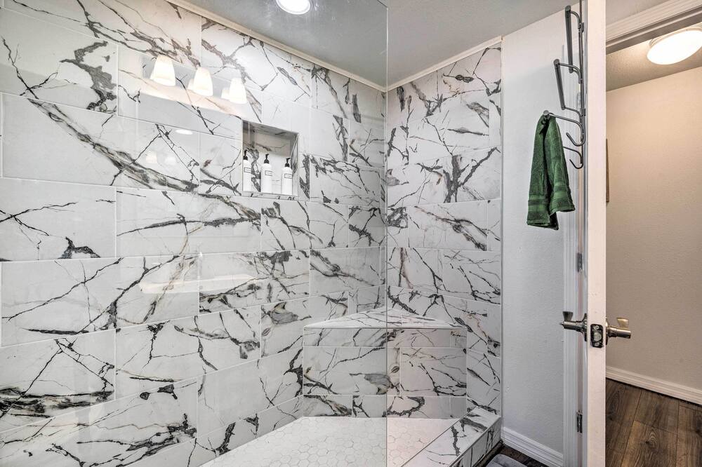 Photo of Bathroom in Lake Wales
