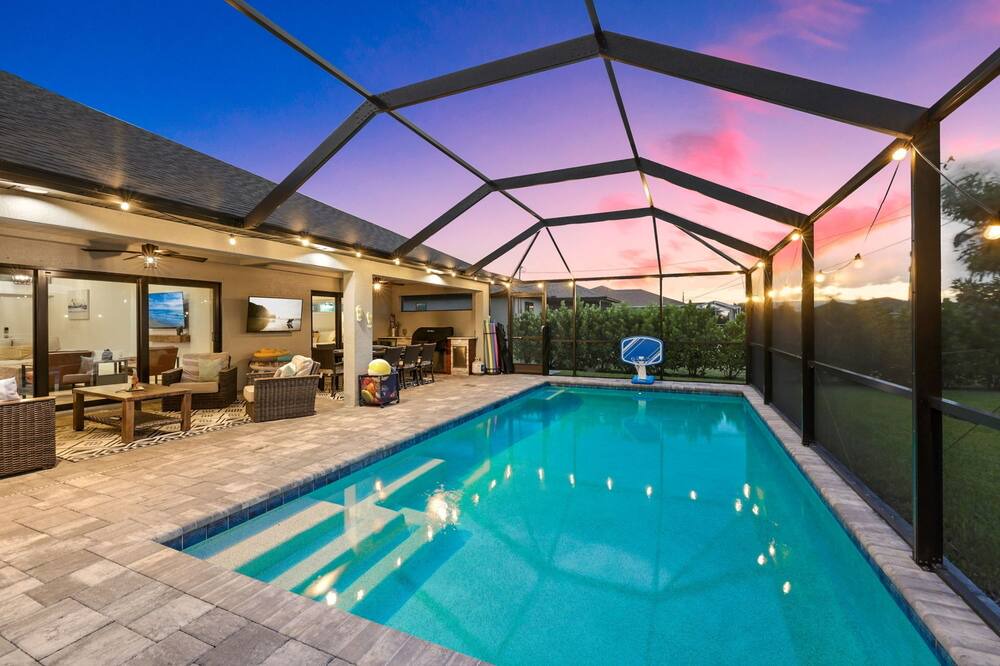 Photo of Outdoor in Mariner
