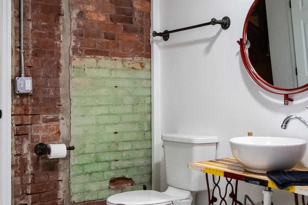 Photo of Bathroom in Dade City