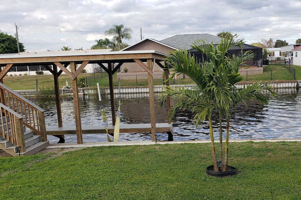 Photo of Outdoor in Taylor Creek