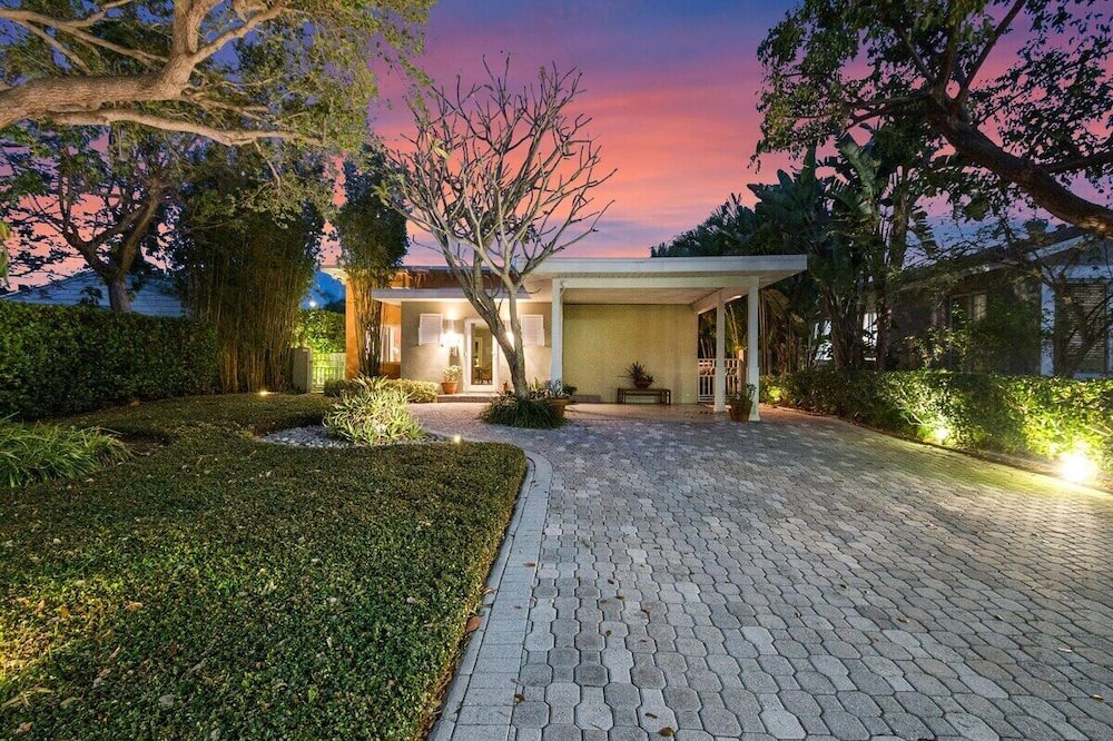 Photo of Outdoor in Southside
