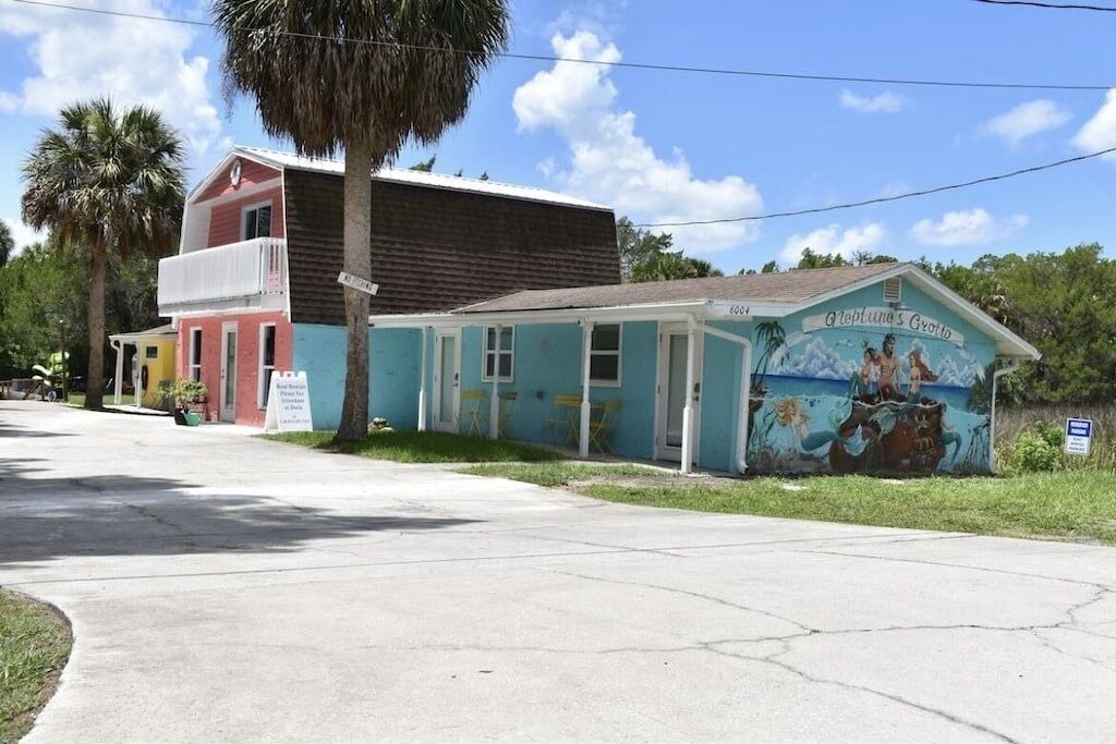 Photo of Outdoor in Weeki Wachee Gardens