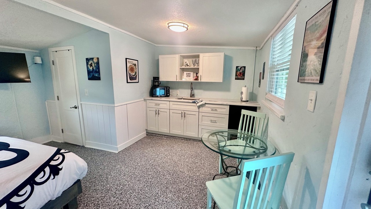 Photo of Bedroom in Weeki Wachee Gardens