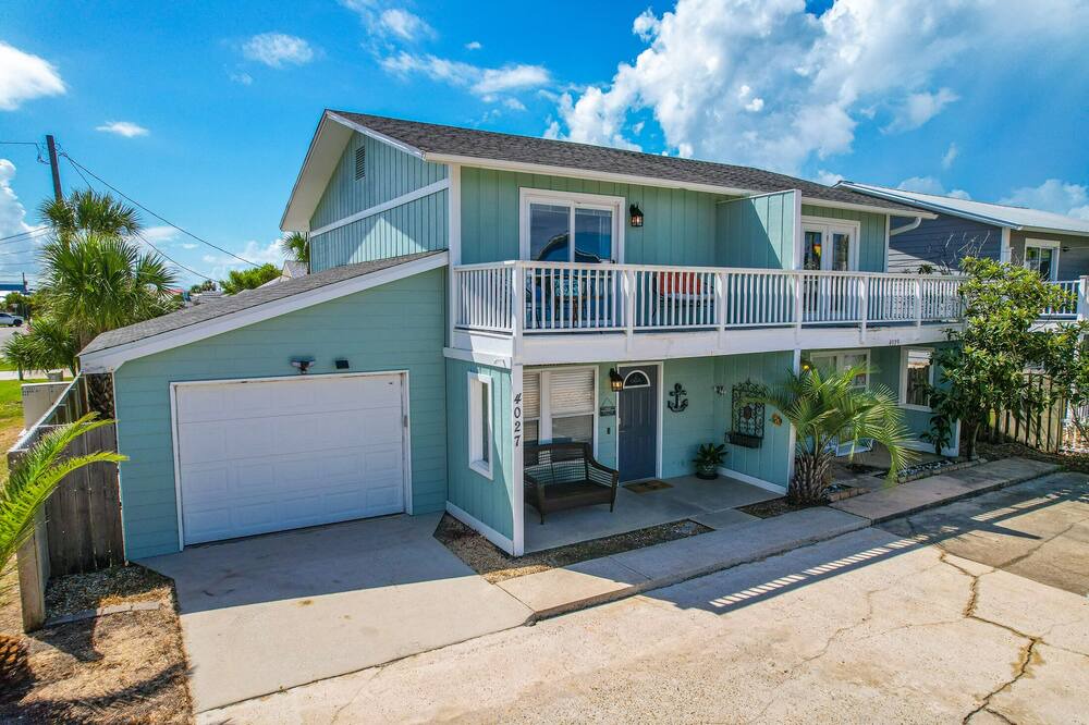 Photo of Patio Balcony in Holiday Beach