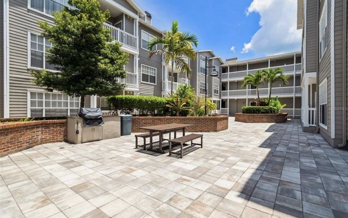 Photo of Patio Balcony in Hyde Park