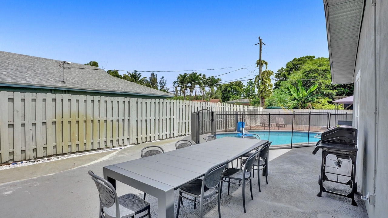 Photo of Outdoor in Sandalfoot Cove