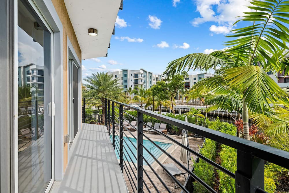 Photo of Patio Balcony in Wilton Manors