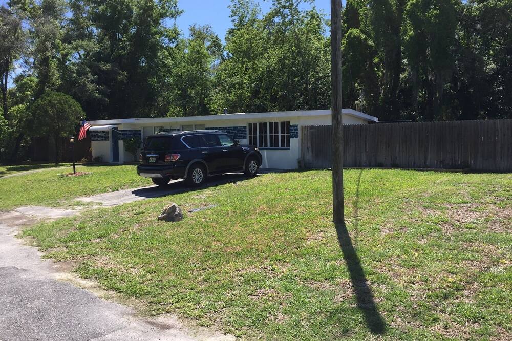 Photo of Outdoor in Gulf Coast Acres