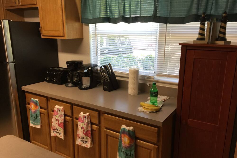 Photo of Kitchen in Gulf Coast Acres
