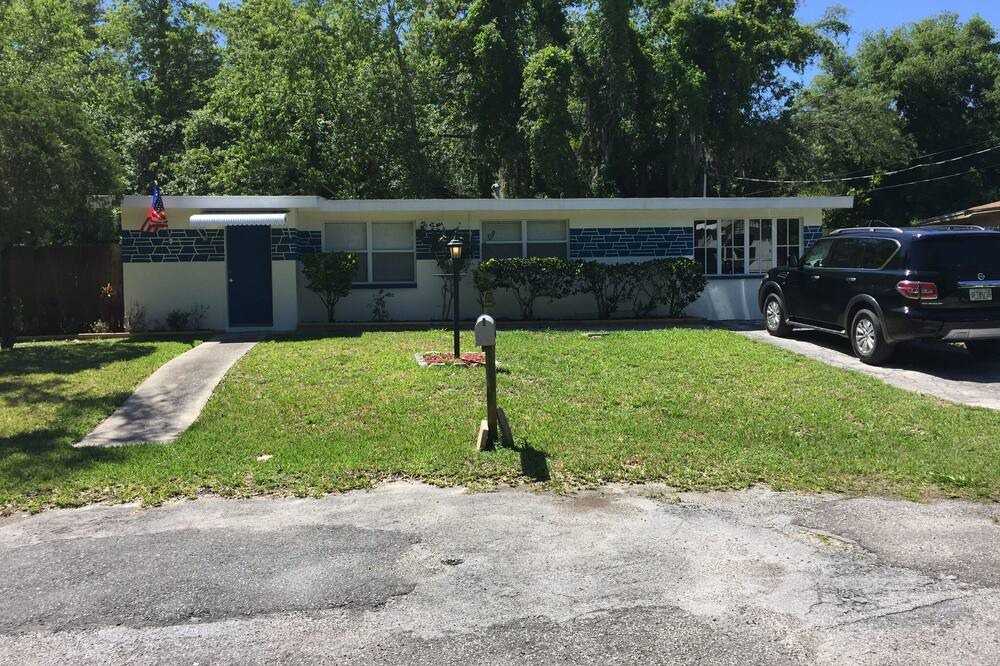 Photo of Others in Gulf Coast Acres