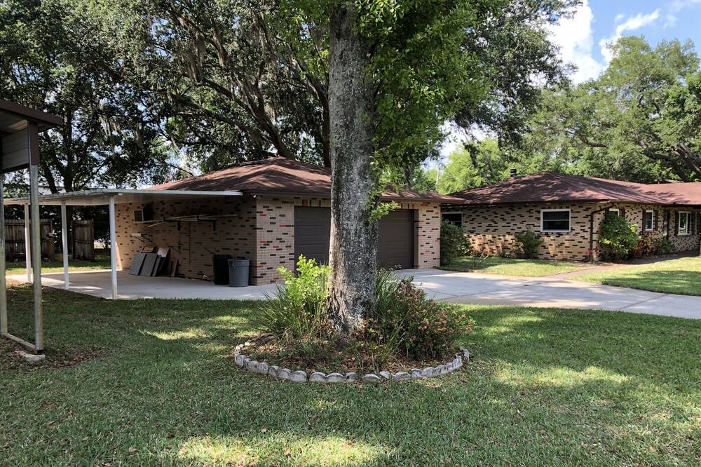 Photo of Outdoor in Lakeland