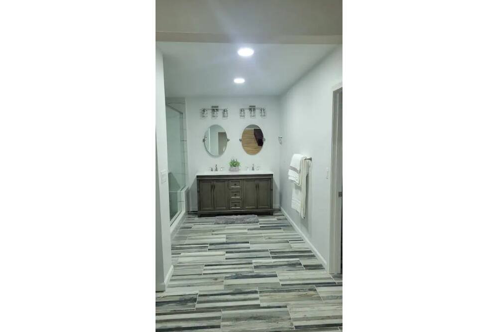 Photo of Bedroom in Southside