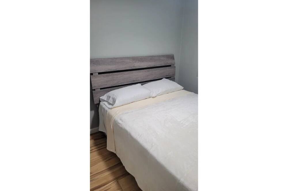 Photo of Bedroom in Southside