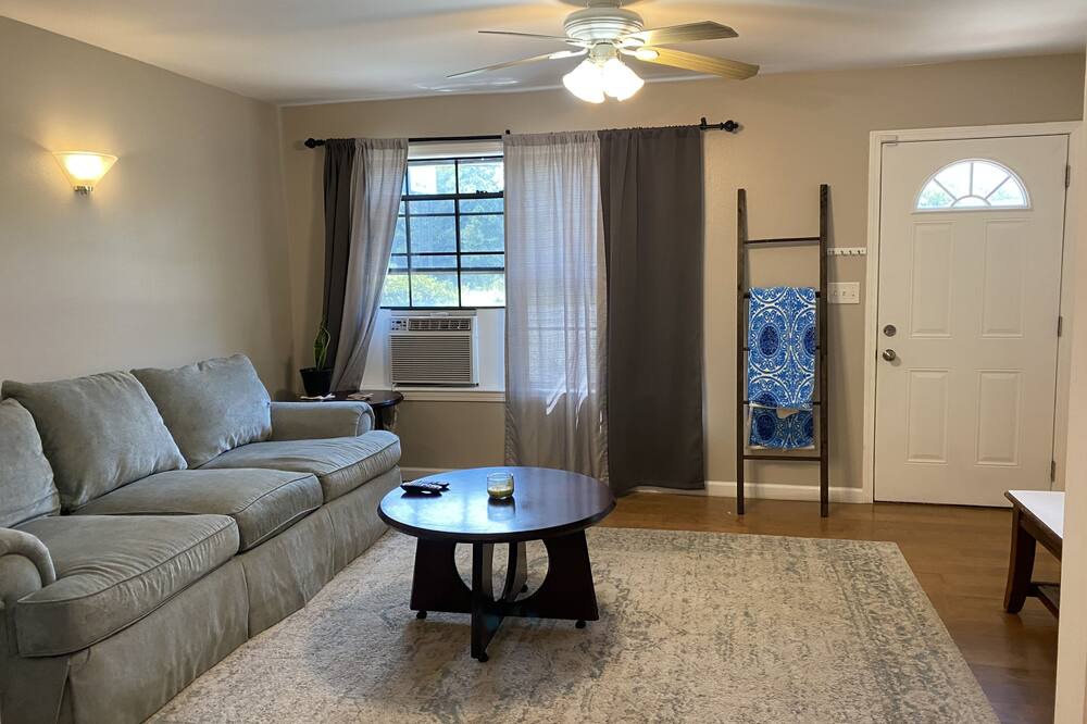 Photo of Livingroom in De Funiak Springs