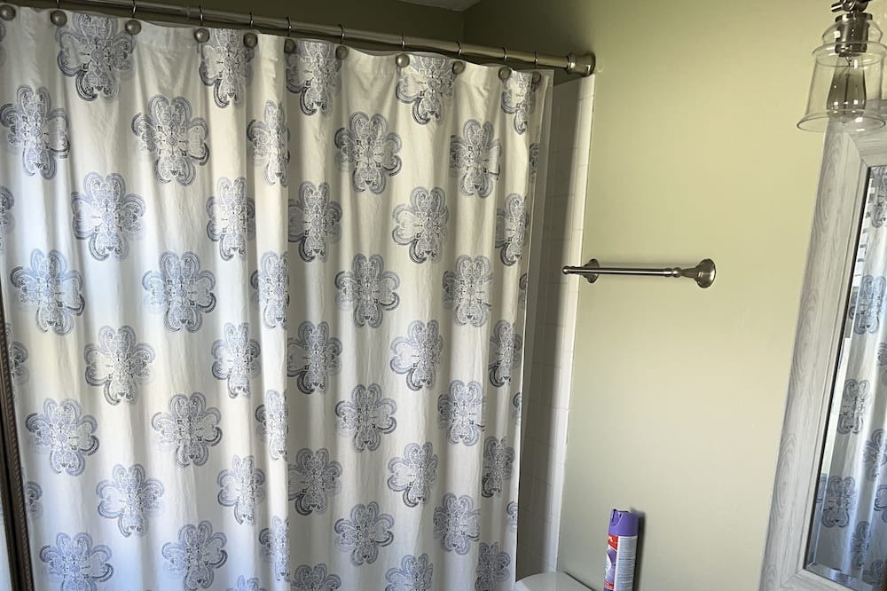 Photo of Bathroom in Plant City