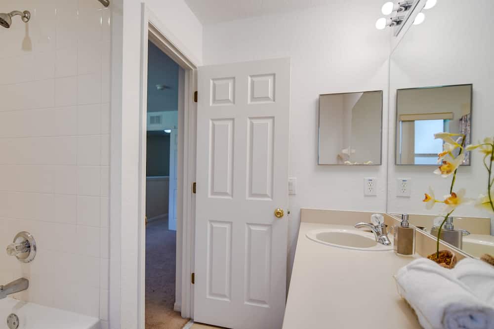 Photo of Bathroom in Wellington