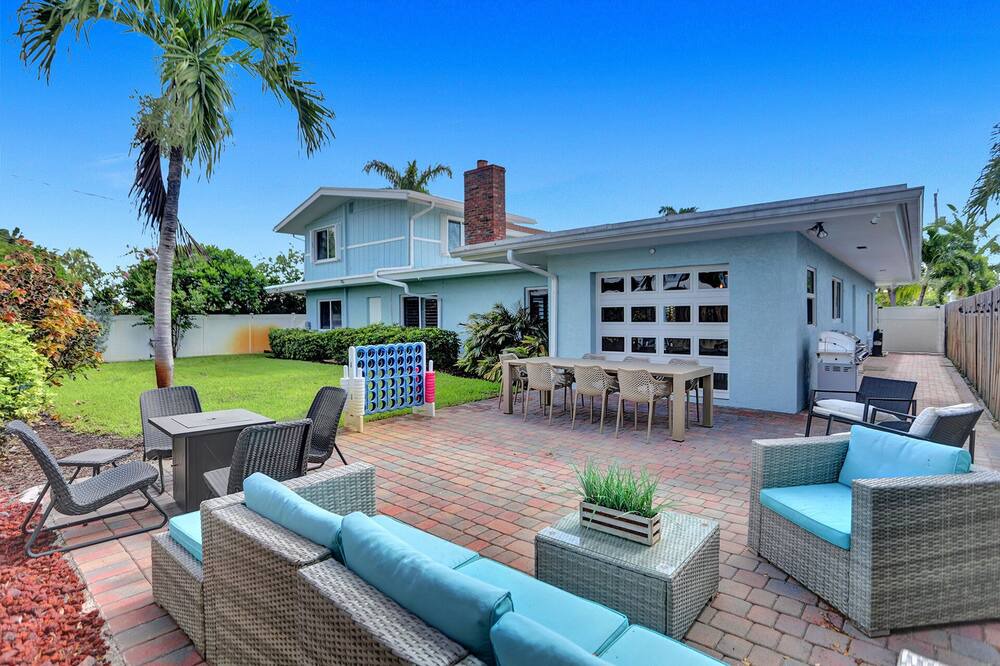 Photo of Patio Balcony in Cypress Lakes