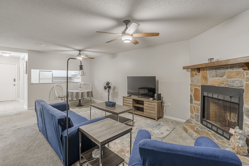 Photo of Livingroom in Harbison