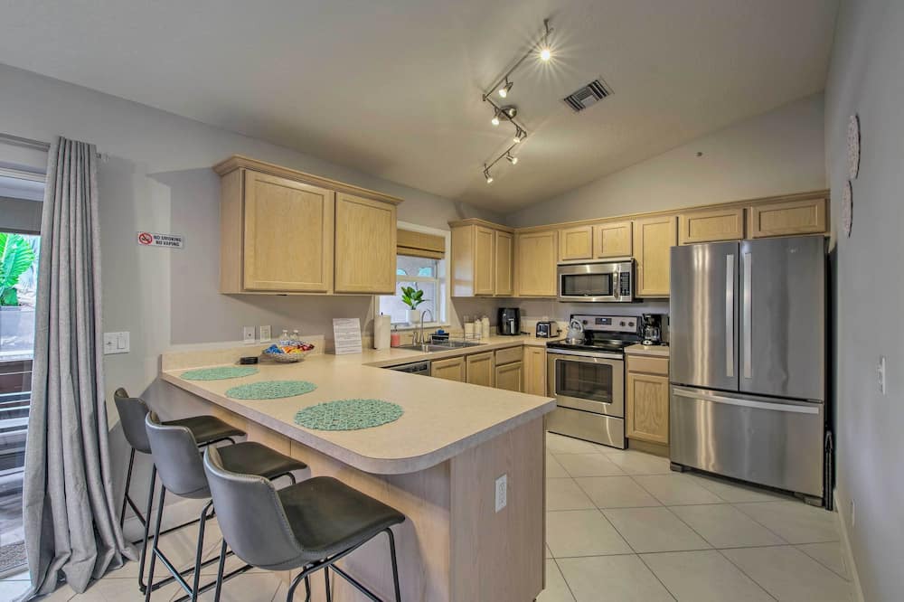 Photo of Kitchen in Vero Lake Estates