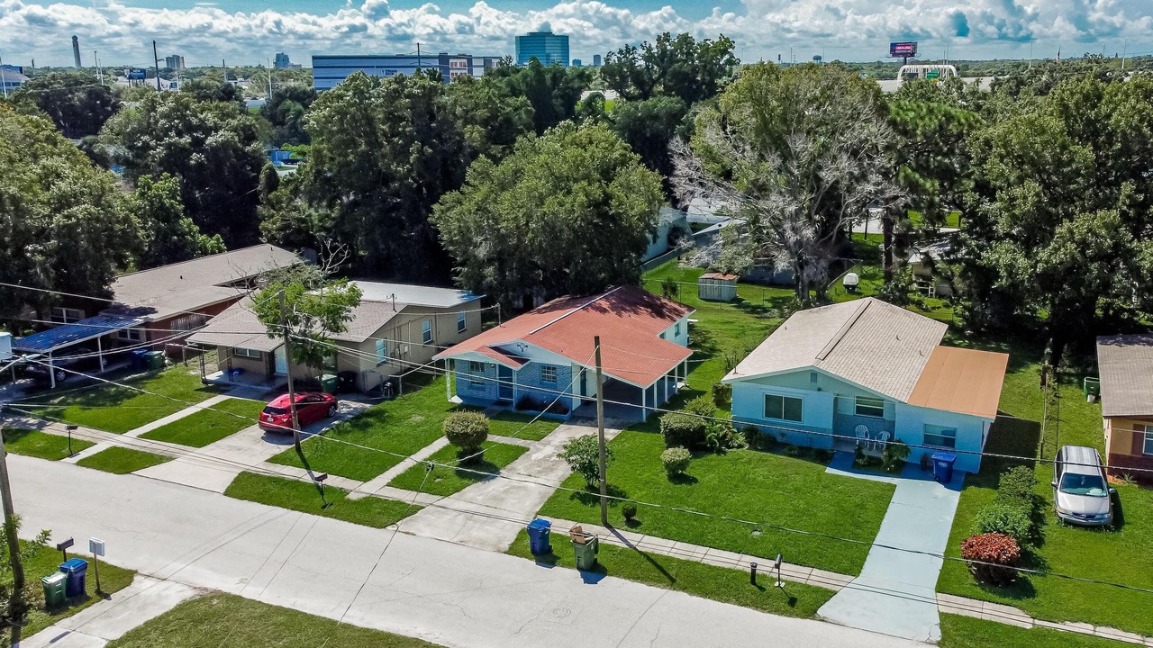 Photo of Outdoor in Carver City - Lincoln Gardens