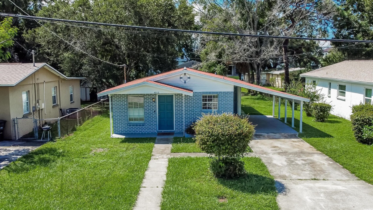 Photo of Outdoor in Carver City - Lincoln Gardens