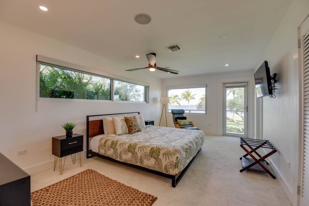 Photo of Bedroom in Whispering Pines