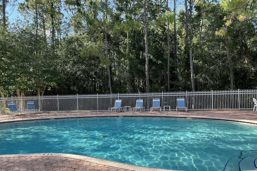 Photo of Outdoor in New Tampa