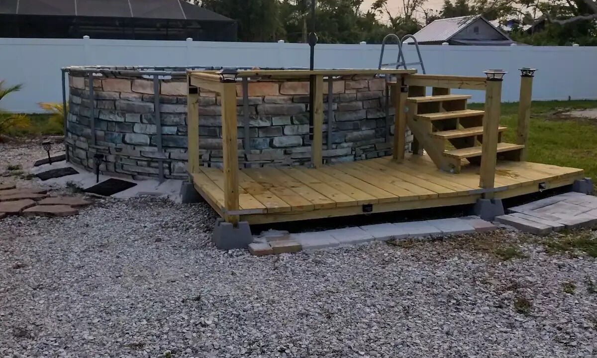Photo of Outdoor in Saint James City
