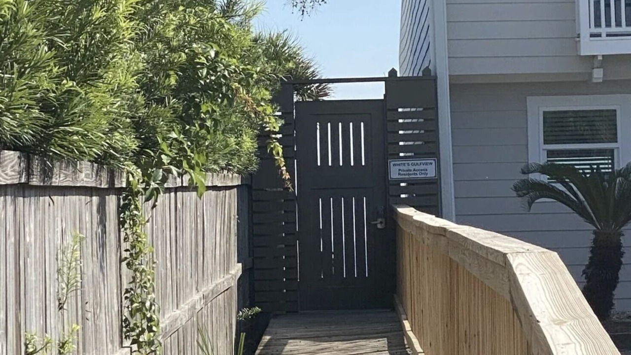 Photo of Outdoor in White's Gulfview